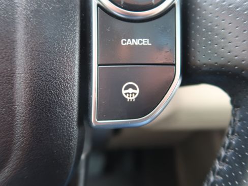 Used 2016 Land Rover Range Rover Sport HSE image 23