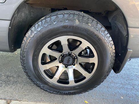 Used 2021 Nissan Titan S w/ S Utility Package RWD image 18