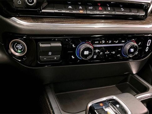 Used 2024 Chevrolet Silverado 1500 LT Trail Boss w/ Convenience Package II image 29