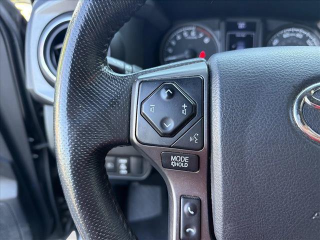 Used 2020 Toyota Tacoma TRD Off-Road AWD/4WD image 14