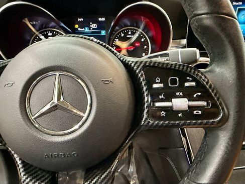 Used 2021 Mercedes-Benz GLC 300 GLC 300 image 28