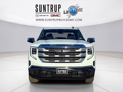 Used 2023 GMC Sierra 1500 SLE image 30