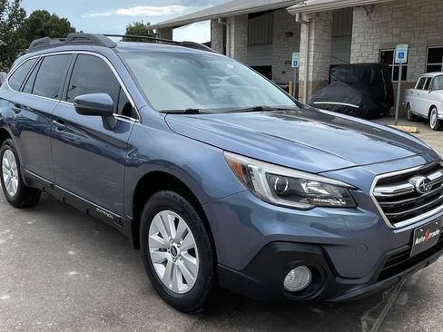 Used 2018 Subaru Outback 2.5i Premium AWD/4WD image 2