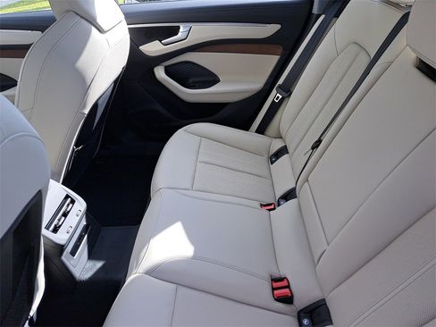 New 2026 Audi A6 Premium image 27