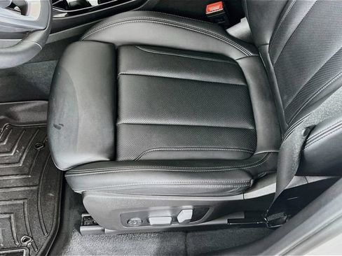 Used 2023 BMW X3 xDrive30i w/ Premium Package AWD/4WD image 19