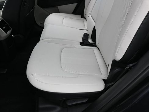 Used 2026 Kia Sportage EX FWD image 33