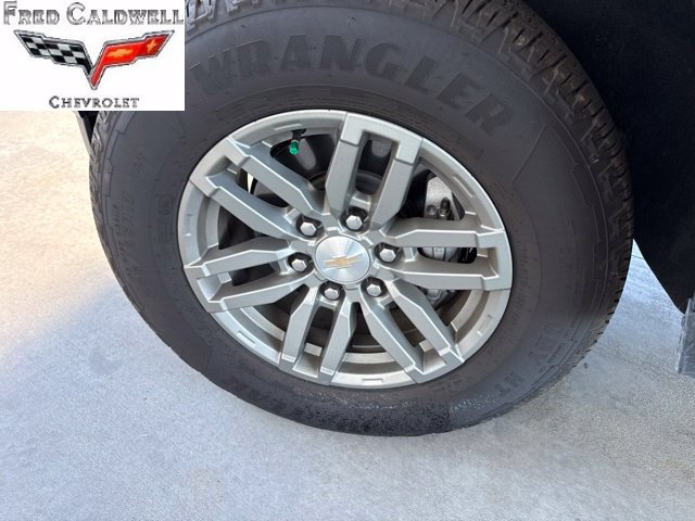 Used 2024 Chevrolet Colorado LT w/ LT Convenience Package II AWD/4WD image 6