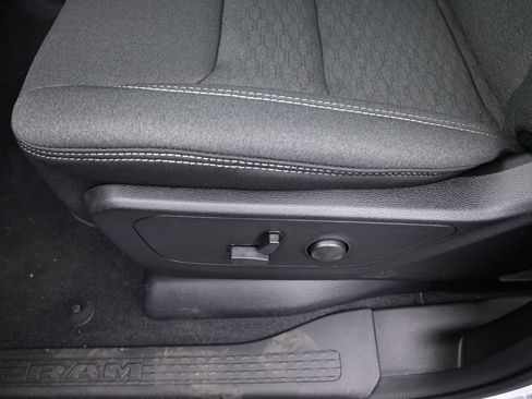 Used 2026 RAM 1500 Big Horn AWD/4WD image 15