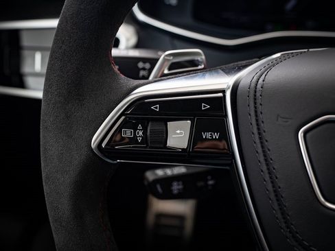 New 2025 Audi RS 6 performance image 27