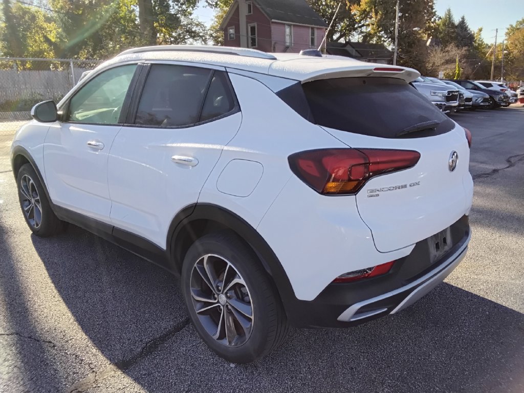 Used 2023 Buick Encore GX Select w/ Safety Package II AWD/4WD image 5