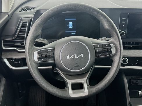 Used 2025 Kia Sportage LX AWD/4WD image 18