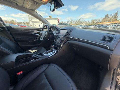 Used 2015 Buick Regal Premium image 32