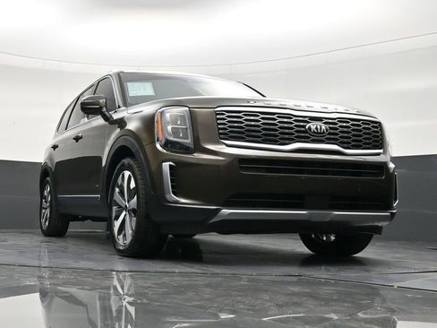 Used 2021 Kia Telluride EX w/ EX Premium Package FWD image 26