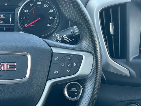 Used 2023 GMC Terrain SLE w/ Elevation Edition FWD image 14