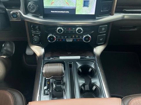Used 2025 Ford F150 King Ranch AWD/4WD image 12