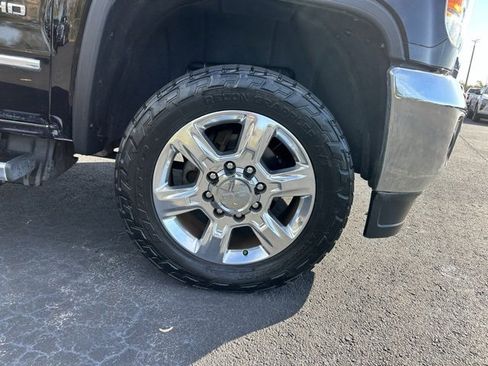 Used 2018 GMC Sierra 2500 SLT w/ Duramax Plus Package image 8