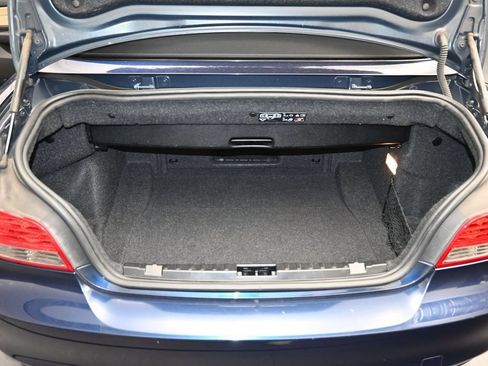 Used 2011 BMW 135i Convertible RWD image 16