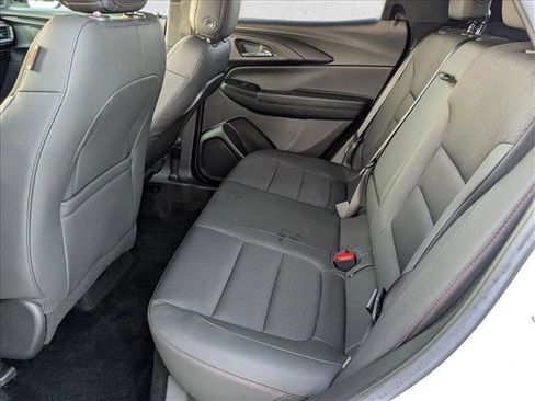 Used 2023 Chevrolet TrailBlazer RS w/ Sun and Liftgate Package FWD image 18