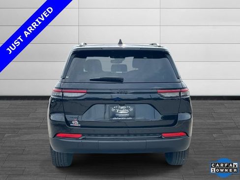 Certified 2024 Jeep Grand Cherokee Altitude AWD/4WD image 5
