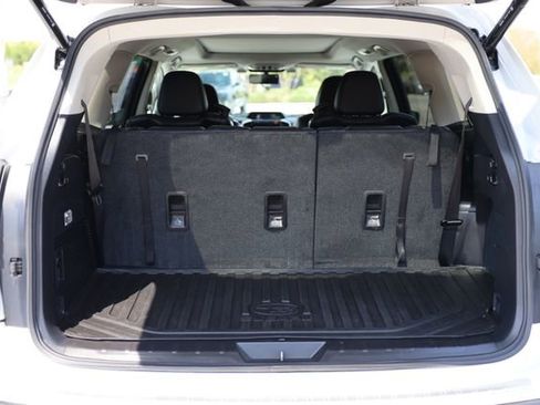 Used 2021 Subaru Ascent Touring image 11