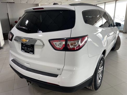 Used 2017 Chevrolet Traverse LT image 9