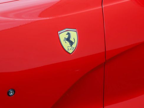 Certified 2023 Ferrari 812 GTS RWD image 29