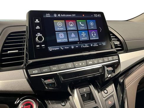 New 2026 Honda Odyssey Touring image 22