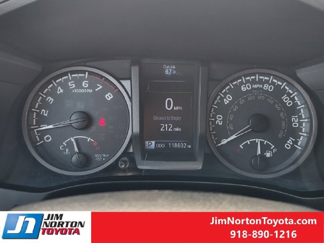 Used 2017 Toyota Tacoma TRD Off-Road w/ Tow Package AWD/4WD image 17