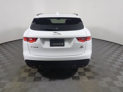 Used 2019 Jaguar F-PACE S AWD/4WD image 4