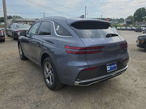New 2027 Genesis GV70 2.5T AWD/4WD image 3
