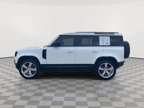Used 2024 Land Rover Defender 110 X-Dynamic SE AWD/4WD image 9