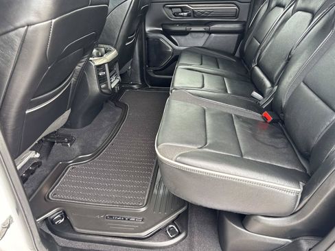Used 2025 RAM 1500 Limited AWD/4WD image 20