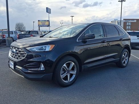 Certified 2022 Ford Edge SEL w/ Convenience Package image 3
