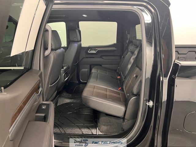 Used 2026 Chevrolet Silverado 1500 High Country w/ High Country Premium Package AWD/4WD image 31