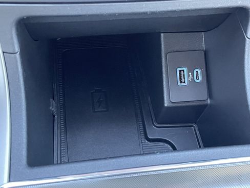 Certified 2022 Ford Edge SEL w/ Convenience Package image 26