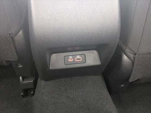 Used 2024 Nissan Altima 2.5 SV FWD image 16