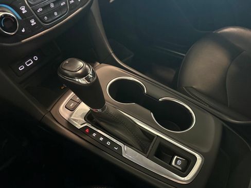 Used 2019 Chevrolet Equinox Premier AWD/4WD image 12