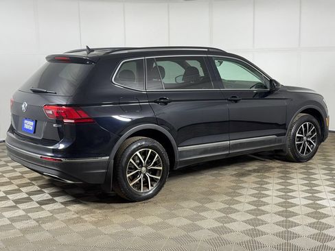 Used 2021 Volkswagen Tiguan SE w/ Panoramic Sunroof Package AWD/4WD image 10