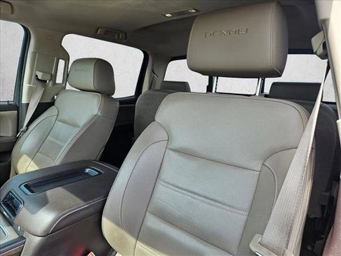 Used 2015 GMC Sierra 2500 Denali w/ Duramax Plus Package AWD/4WD image 11