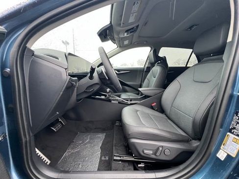 New 2026 Kia Niro SX Touring image 18
