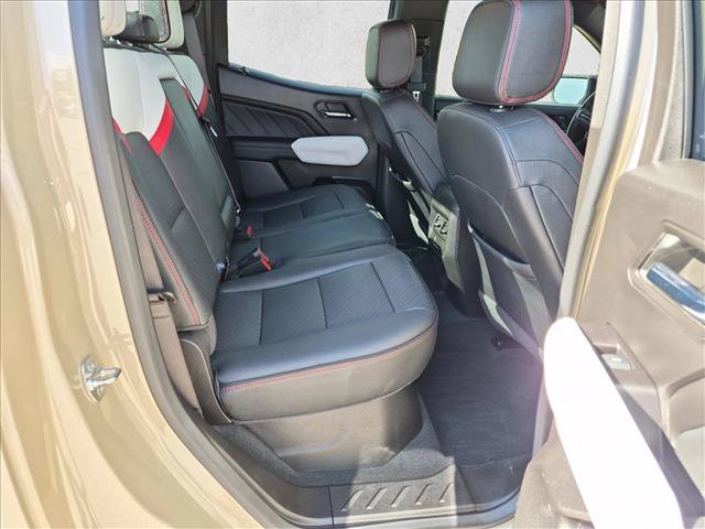 Used 2024 GMC Canyon AT4X AWD/4WD image 20