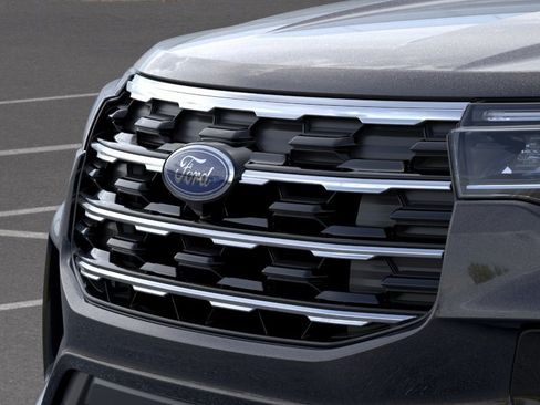 New 2026 Ford Explorer Active w/ Active Comfort Package AWD/4WD image 17
