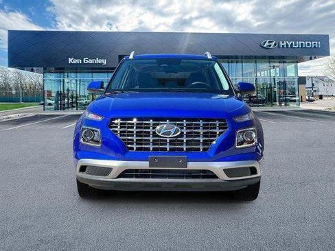 New 2025 Hyundai Venue SEL image 12