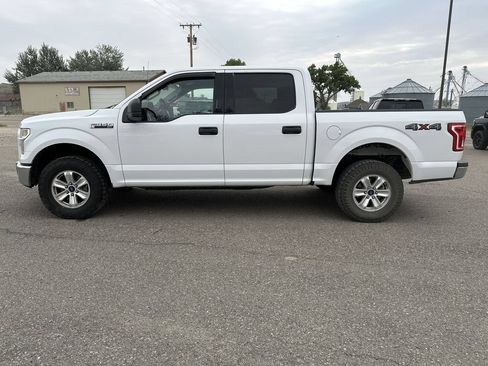 Used 2016 Ford F150 XLT AWD/4WD image 4