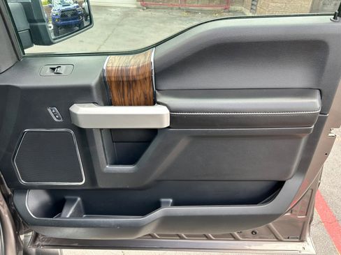 Used 2018 Ford F150 Lariat w/ Equipment Group 502A Luxury AWD/4WD image 29
