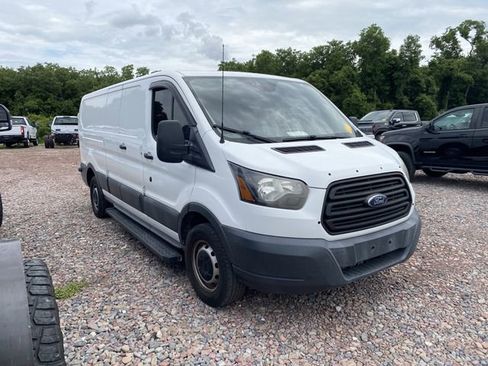 Used 2017 Ford Transit 250 148 Low Roof RWD image 3