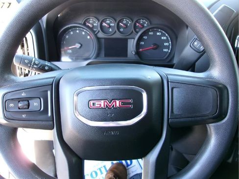 Used 2022 GMC Sierra 3500 Pro w/ Convenience Package RWD image 13