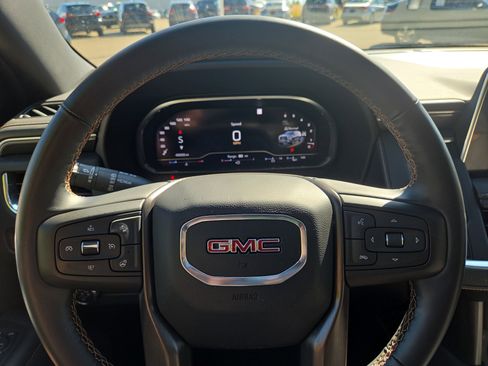 Used 2023 GMC Yukon AT4 w/ AT4 Premium Package image 12