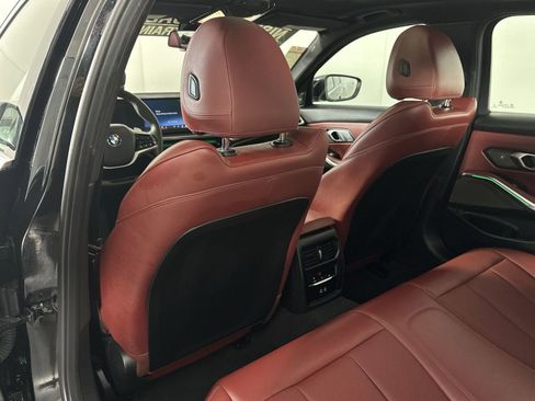 Used 2025 BMW 330i 330i w/ Premium Package image 28