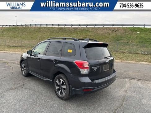 Used 2017 Subaru Forester 2.5i Premium w/ All-Weather Package image 5